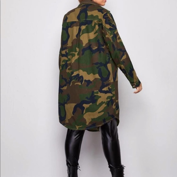 Plus size camouflage pocket button denim coat - Picture 2 of 5